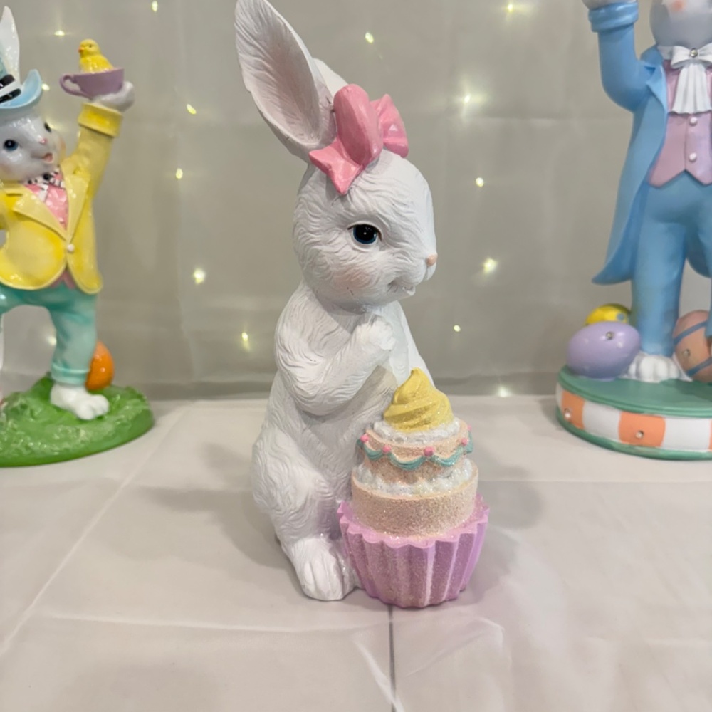 Tophat & Tail Easter Bunny Girl Pink Bow with Cupcake Figure Statue 10"  New